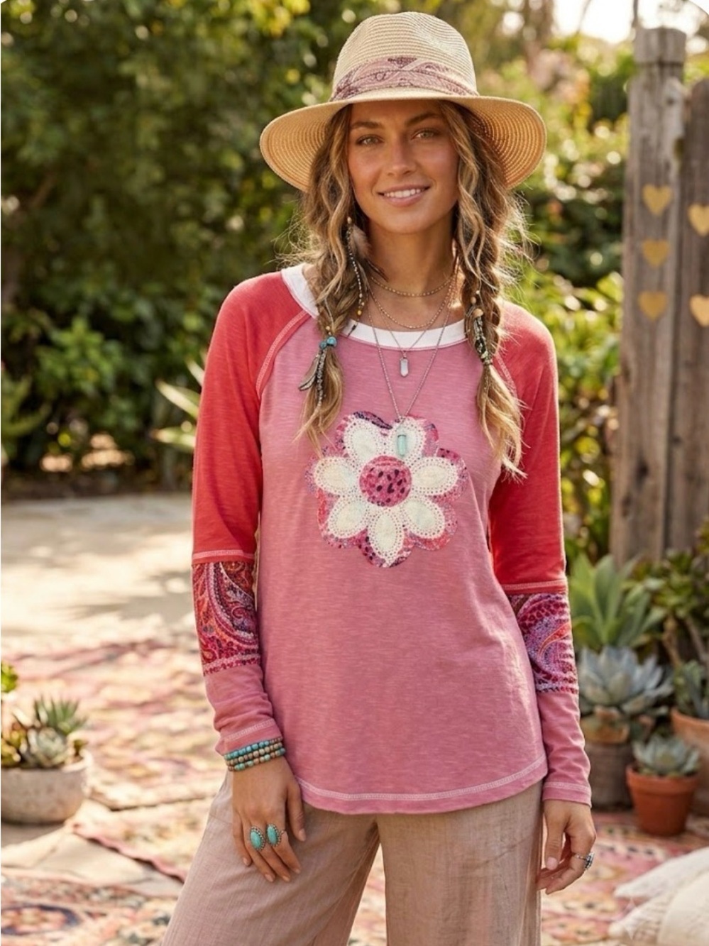 🌸2 for $15~Women’s Pink Floral Raglan Sleeve Top